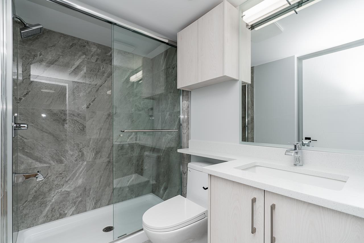 Photo 23 of 7121 204 A Street, Langley BC