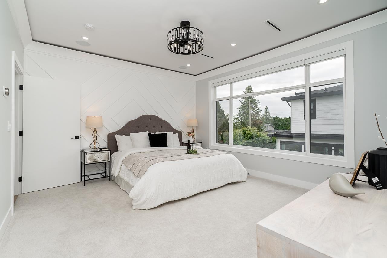 Photo 14 of 7121 204 A Street, Langley BC