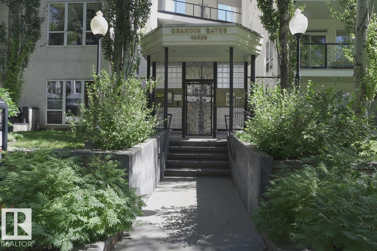 Photo 15 of 434 10023 110 St Nw, Edmonton AB