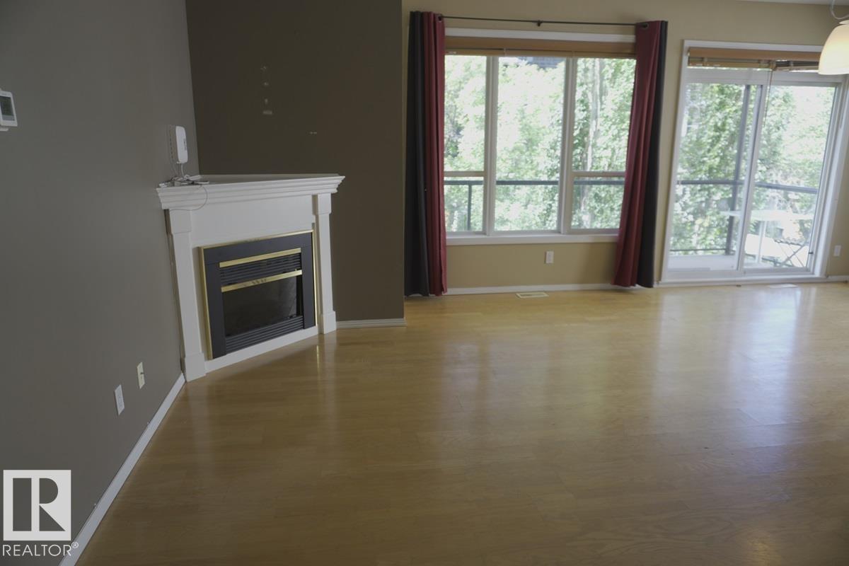 Photo 13 of 434 10023 110 St Nw, Edmonton AB