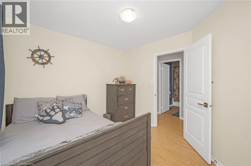 Photo 32 of 2458 Postmaster Drive, Oakville ON