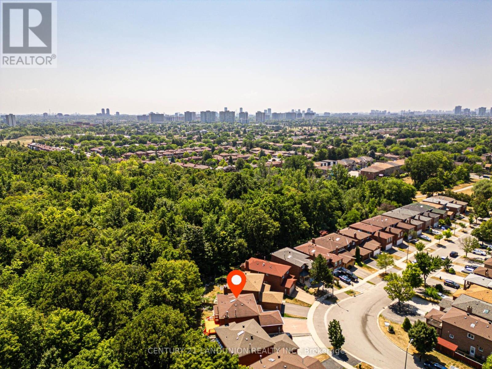 Photo 47 of 12 B Burnt Bark Drive, Toronto ON