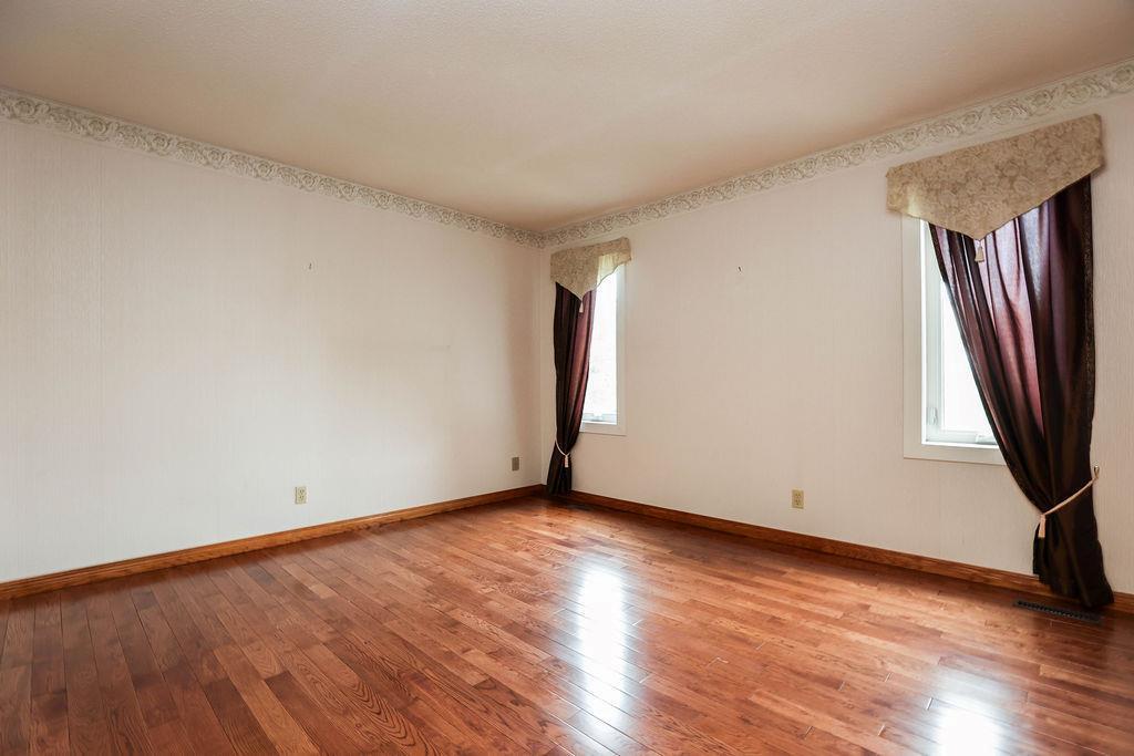 Photo 41 of 23 Malmsbury Avenue, Winnipeg MB