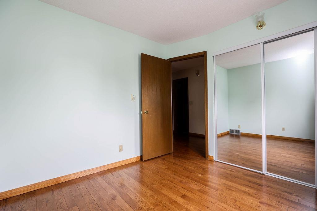 Photo 20 of 23 Malmsbury Avenue, Winnipeg MB