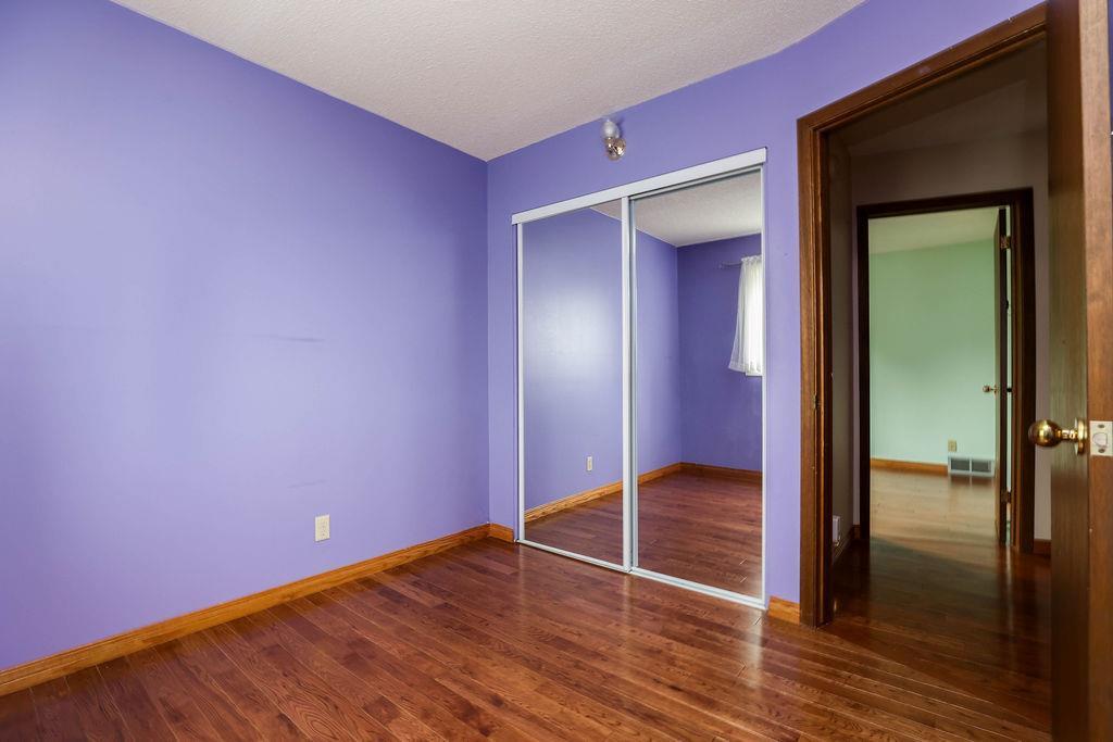 Photo 11 of 23 Malmsbury Avenue, Winnipeg MB