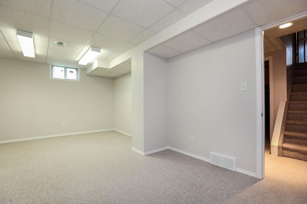 Photo 31 of 23 Malmsbury Avenue, Winnipeg MB