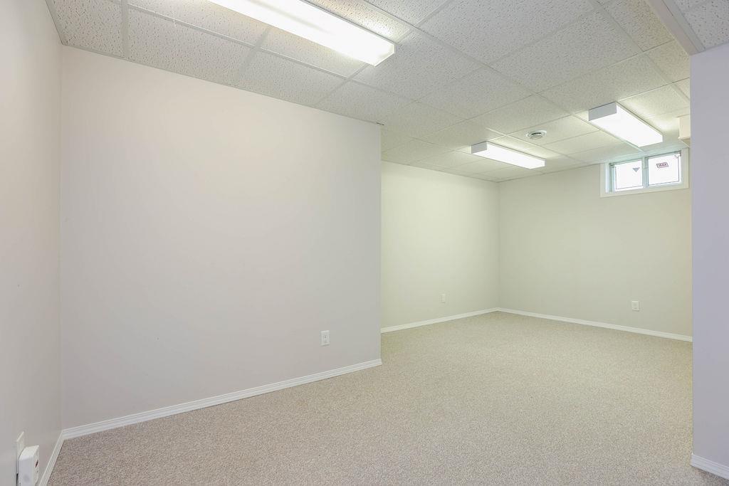 Photo 23 of 23 Malmsbury Avenue, Winnipeg MB