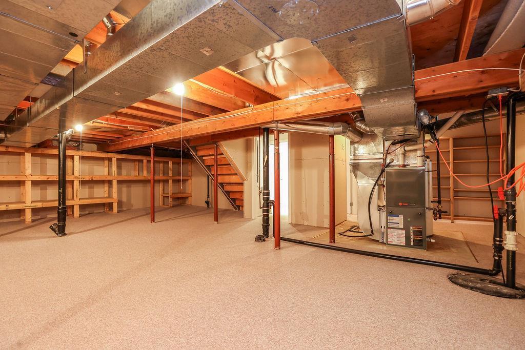 Photo 10 of 23 Malmsbury Avenue, Winnipeg MB