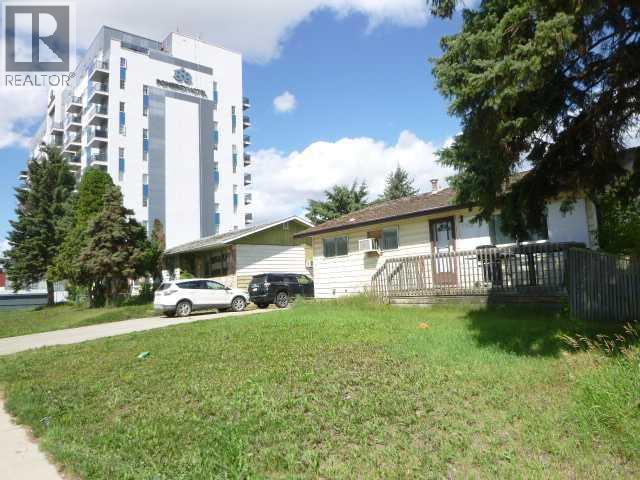 Photo 22 of 10102 10104 10106 Manning Avenue, Fort Mcmurray AB