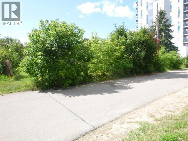 Photo 20 of 10102 10104 10106 Manning Avenue, Fort Mcmurray AB