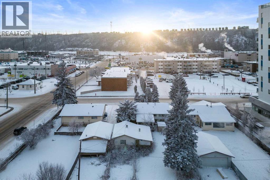 Photo 10 of 10102 10104 10106 Manning Avenue, Fort Mcmurray AB