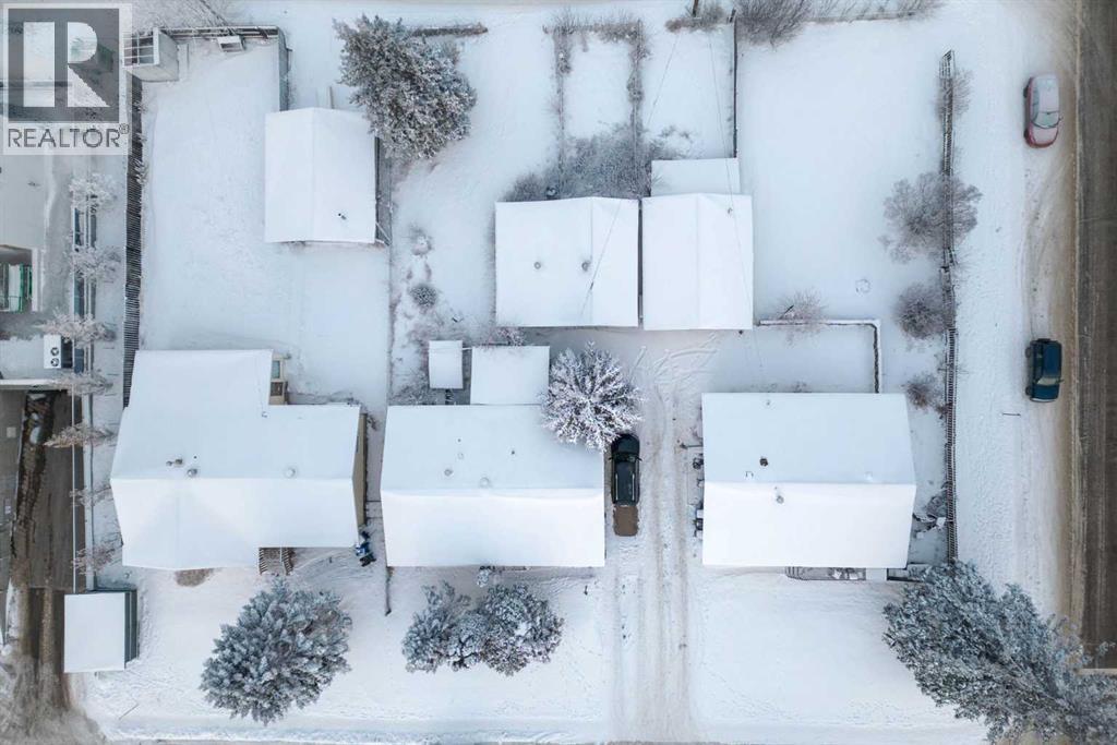 Photo 11 of 10102 10104 10106 Manning Avenue, Fort Mcmurray AB