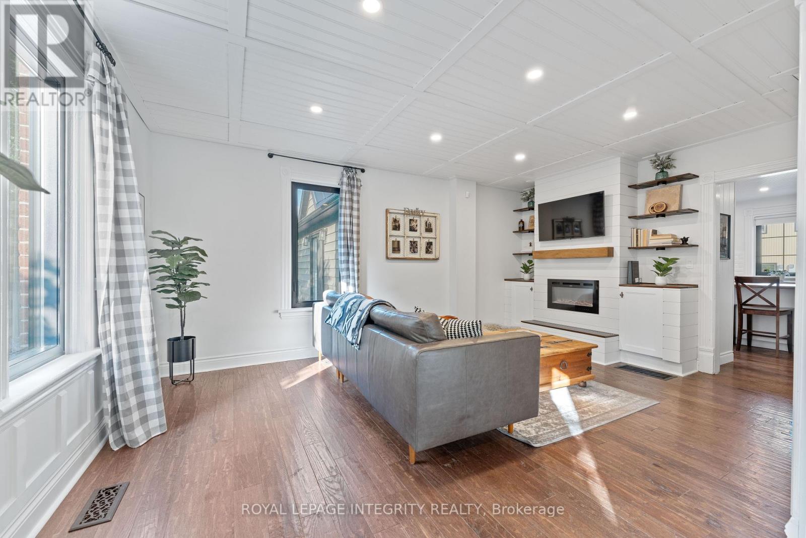 Photo 30 of 835 Prescott Street, North Grenville ON