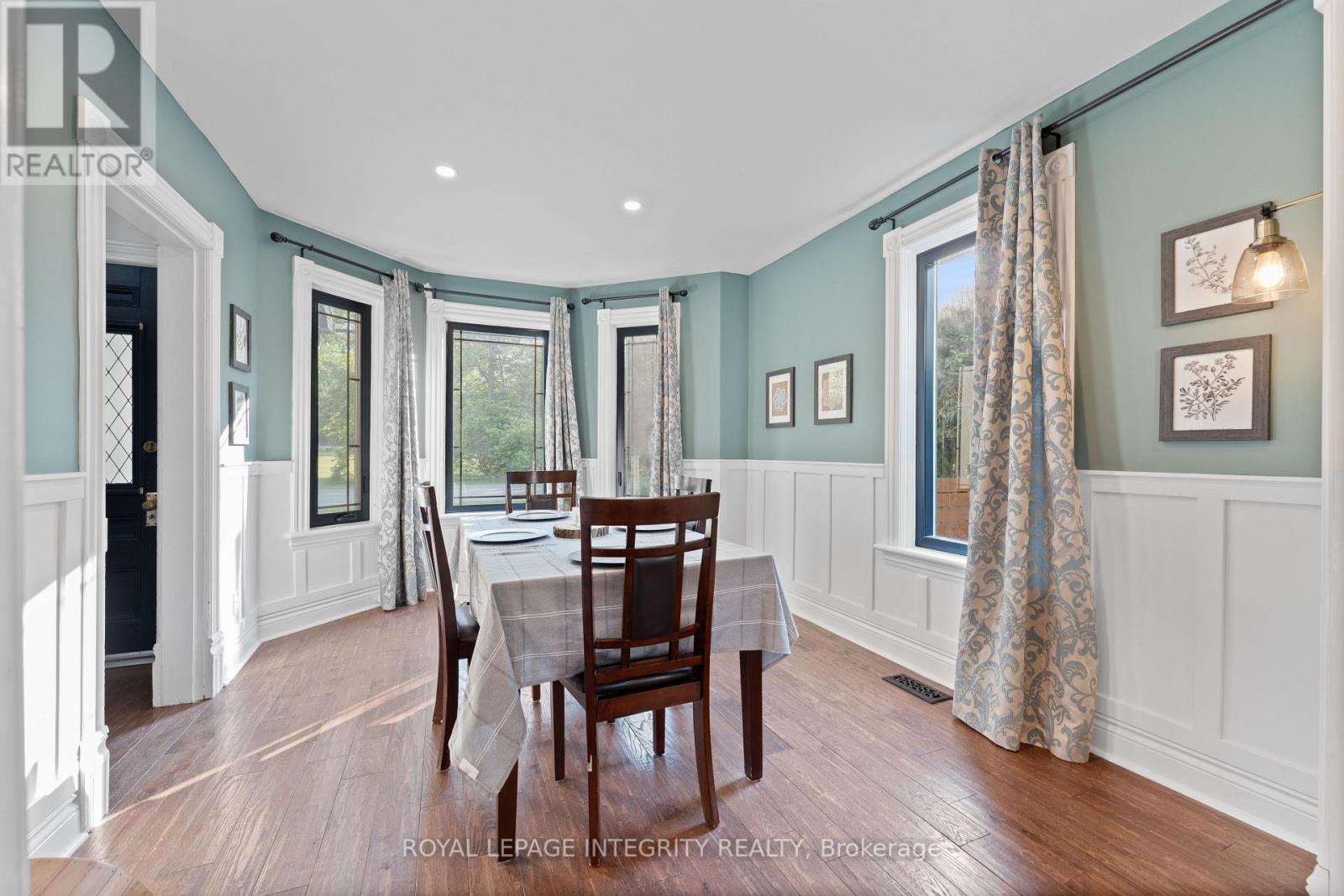Photo 16 of 835 Prescott Street, North Grenville ON