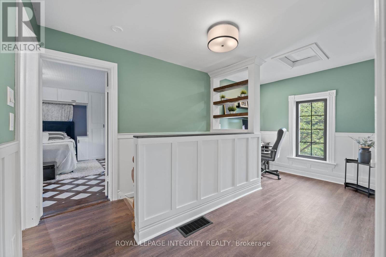 Photo 2 of 835 Prescott Street, North Grenville ON