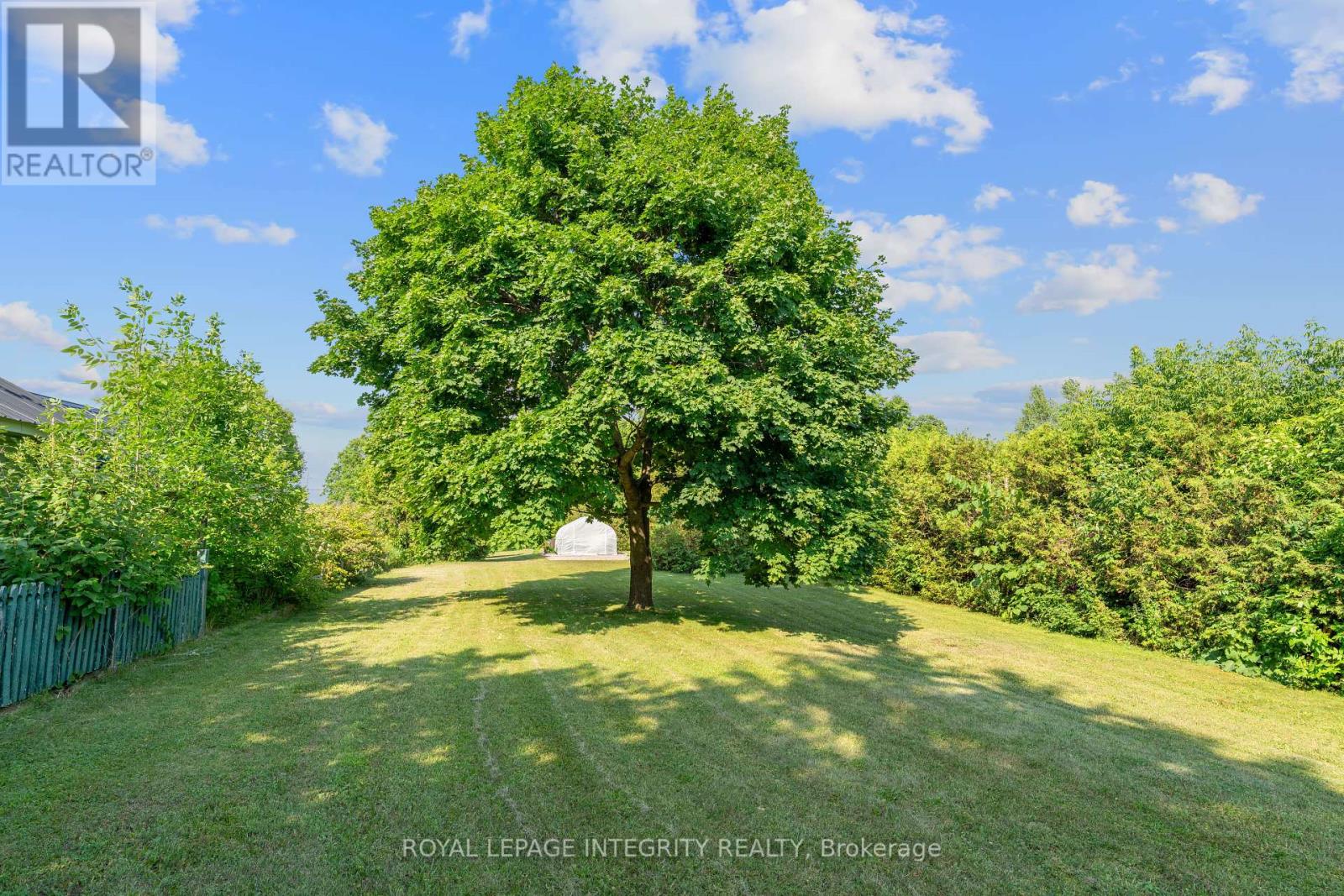 Photo 19 of 835 Prescott Street, North Grenville ON