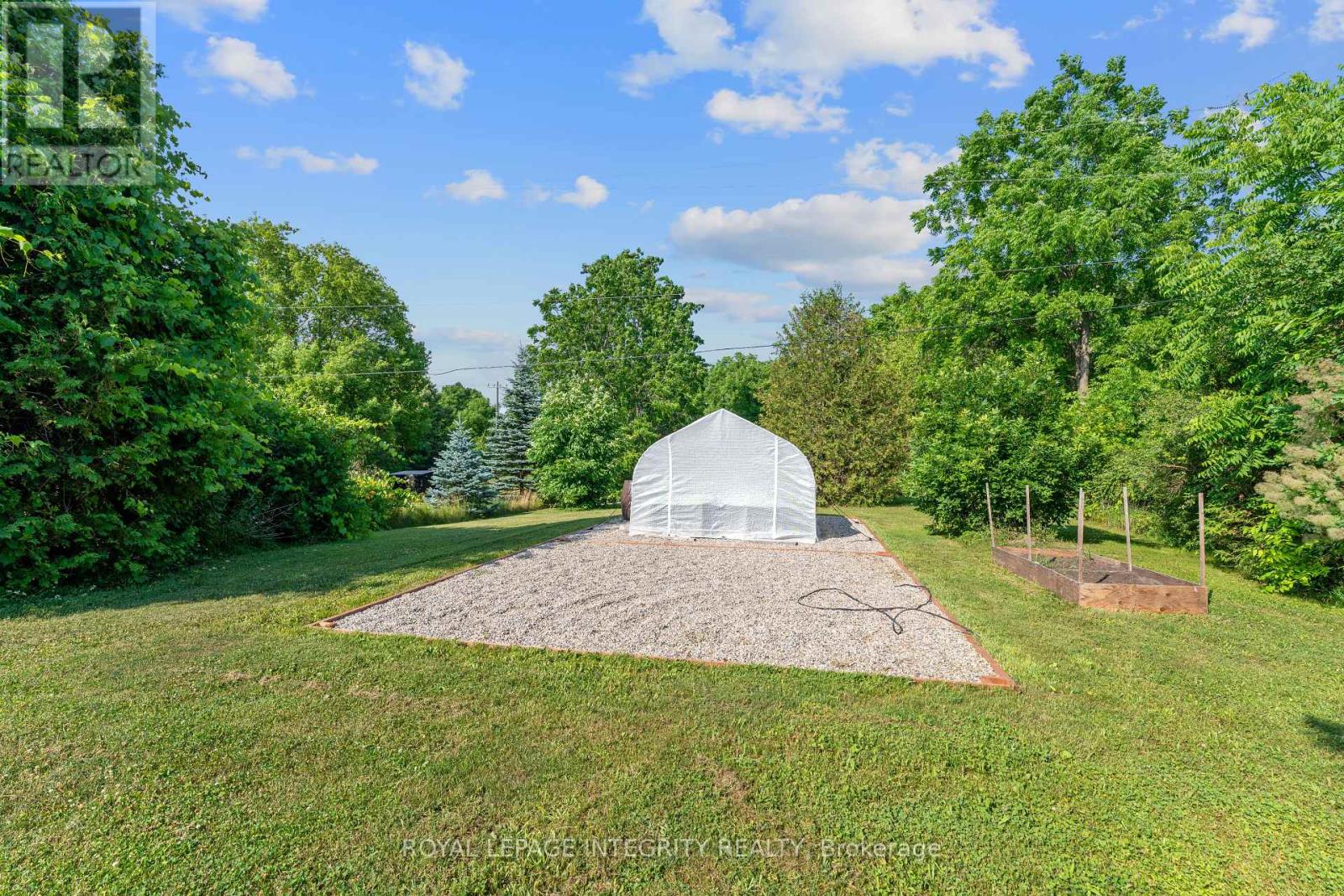Photo 15 of 835 Prescott Street, North Grenville ON