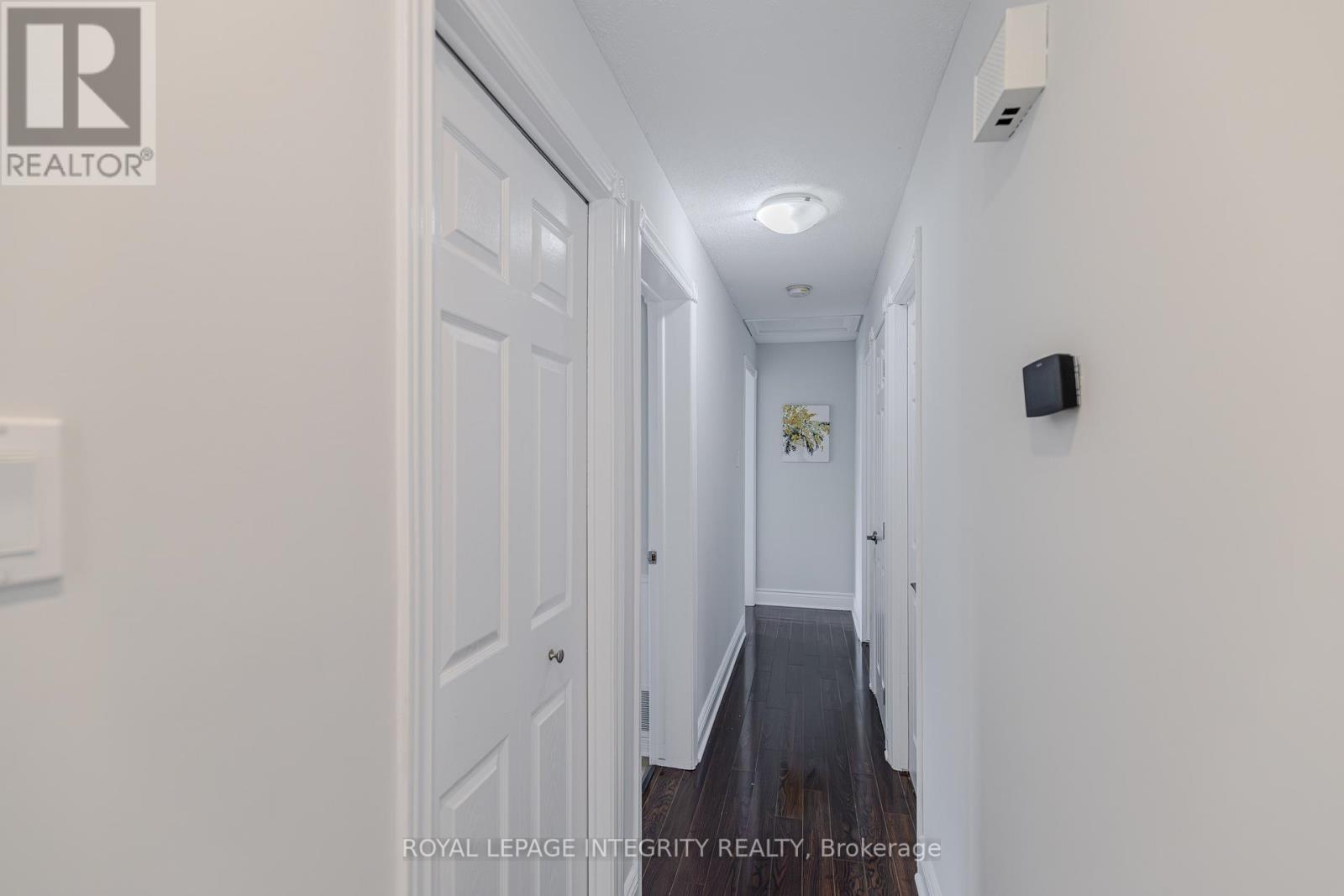 Photo 15 of 153 Glamorgan Drive, Ottawa ON