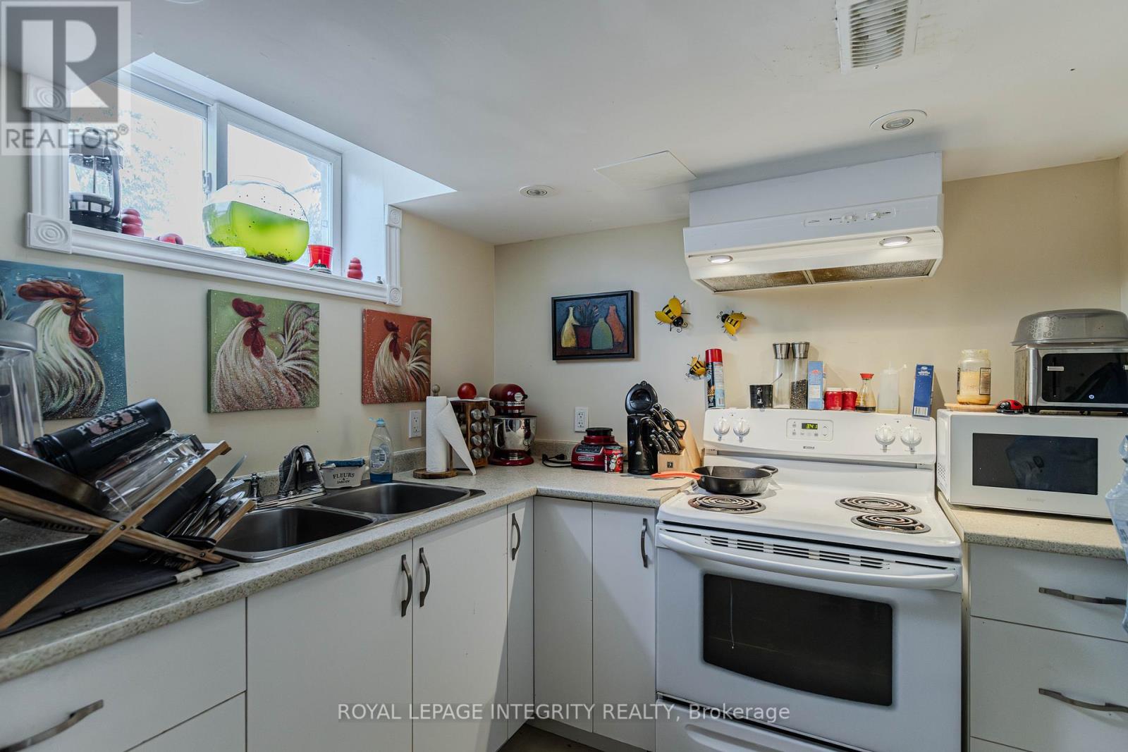 Photo 27 of 153 Glamorgan Drive, Ottawa ON