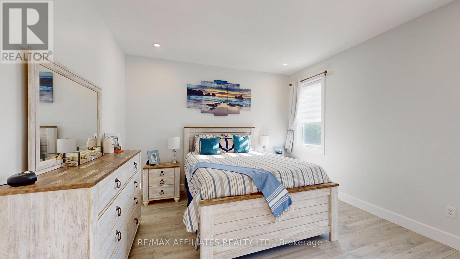 Photo 15 of 1066 Shearer Drive, Brockville ON
