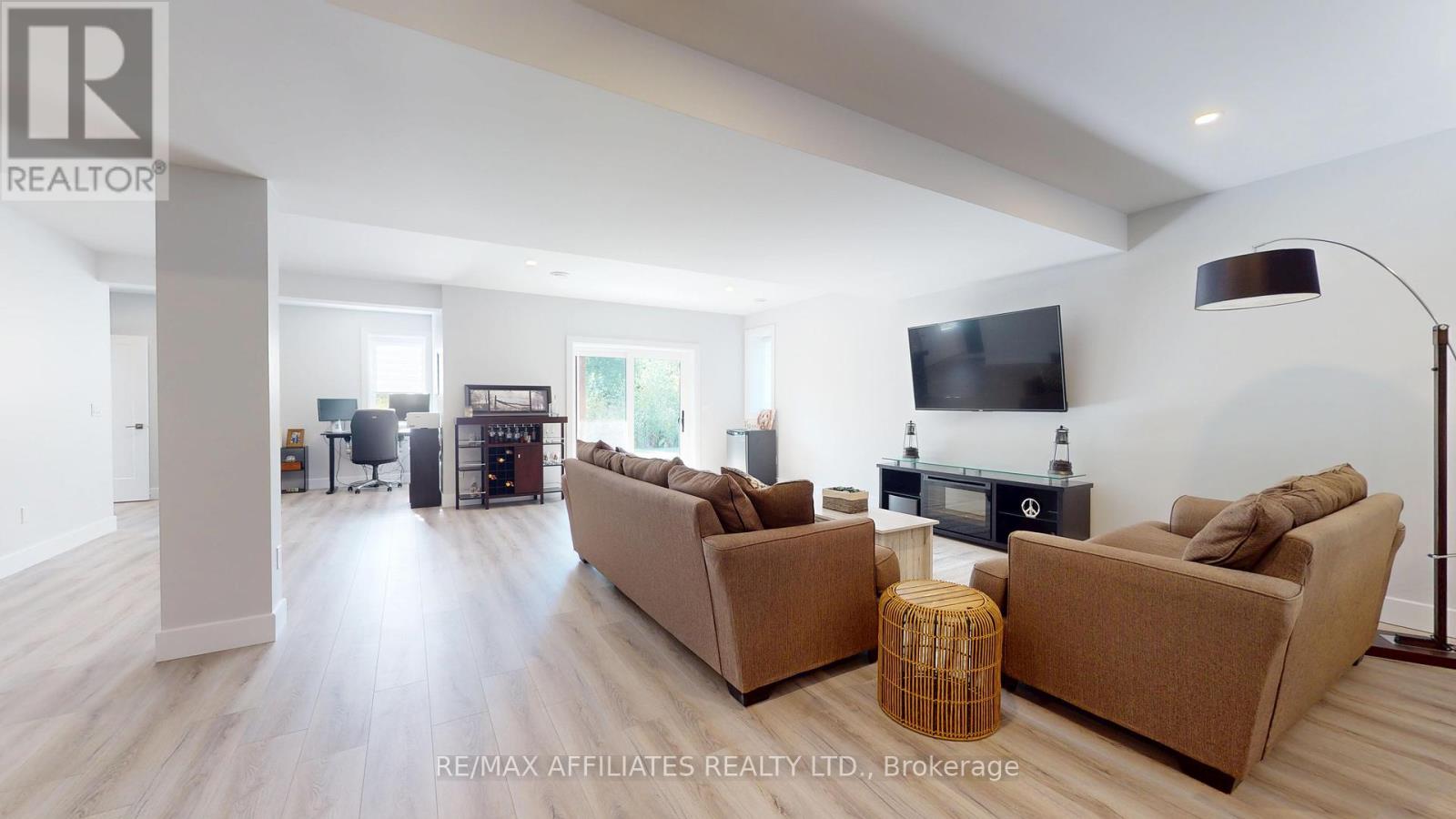 Photo 22 of 1066 Shearer Drive, Brockville ON