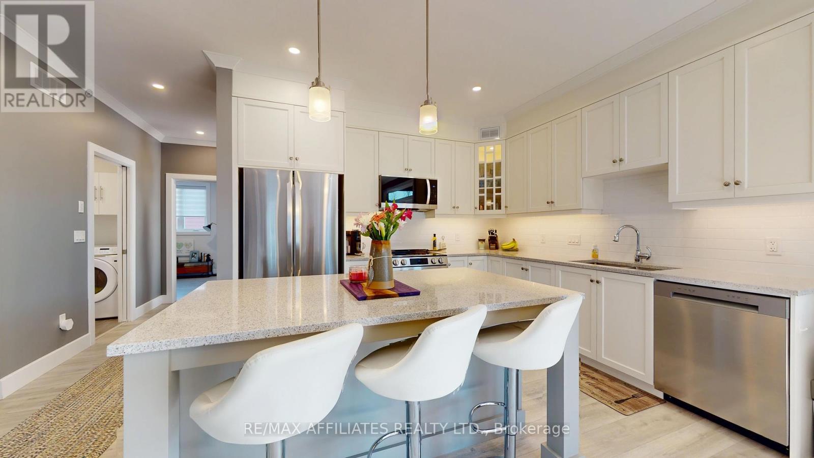 Photo 5 of 1066 Shearer Drive, Brockville ON