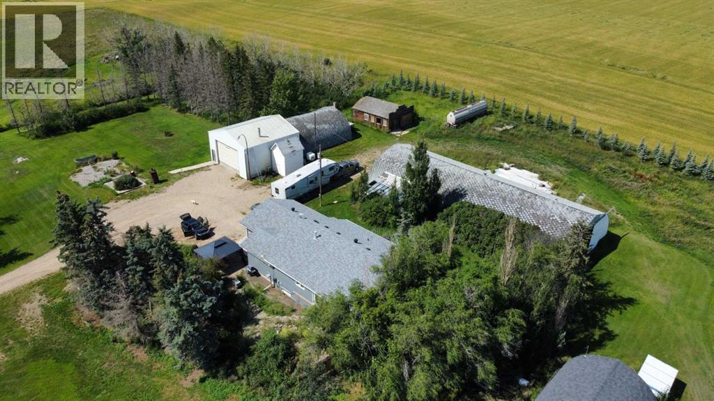 Photo 20 of 231052 330 Township, Rural Kneehill County AB