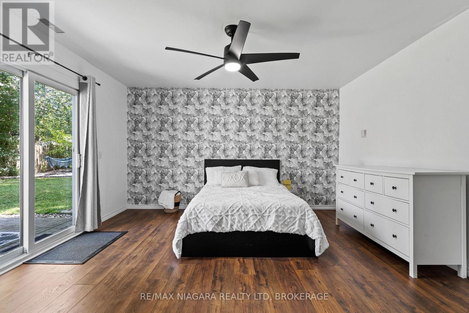 Photo 21 of 696 Fairview Road, Fort Erie ON