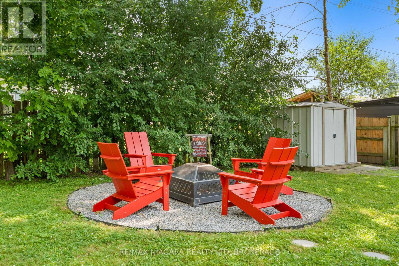 Photo 32 of 696 Fairview Road, Fort Erie ON