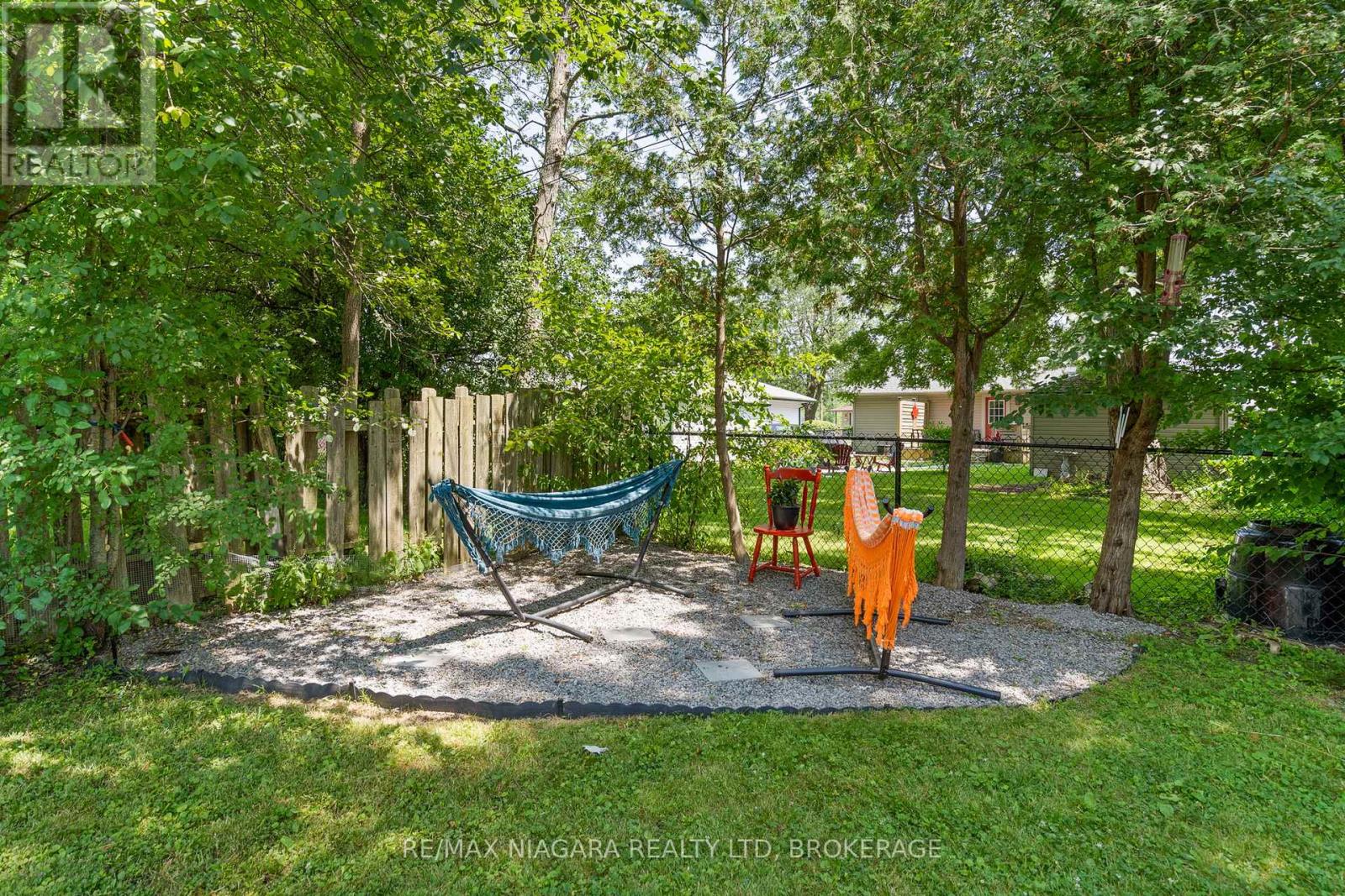 Photo 33 of 696 Fairview Road, Fort Erie ON