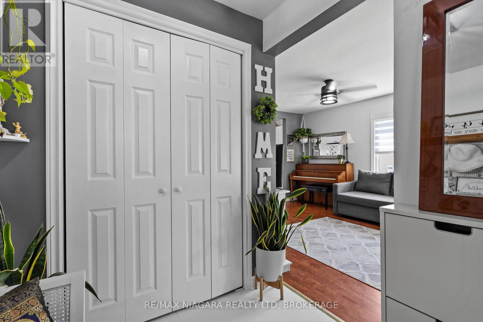 Photo 7 of 696 Fairview Road, Fort Erie ON