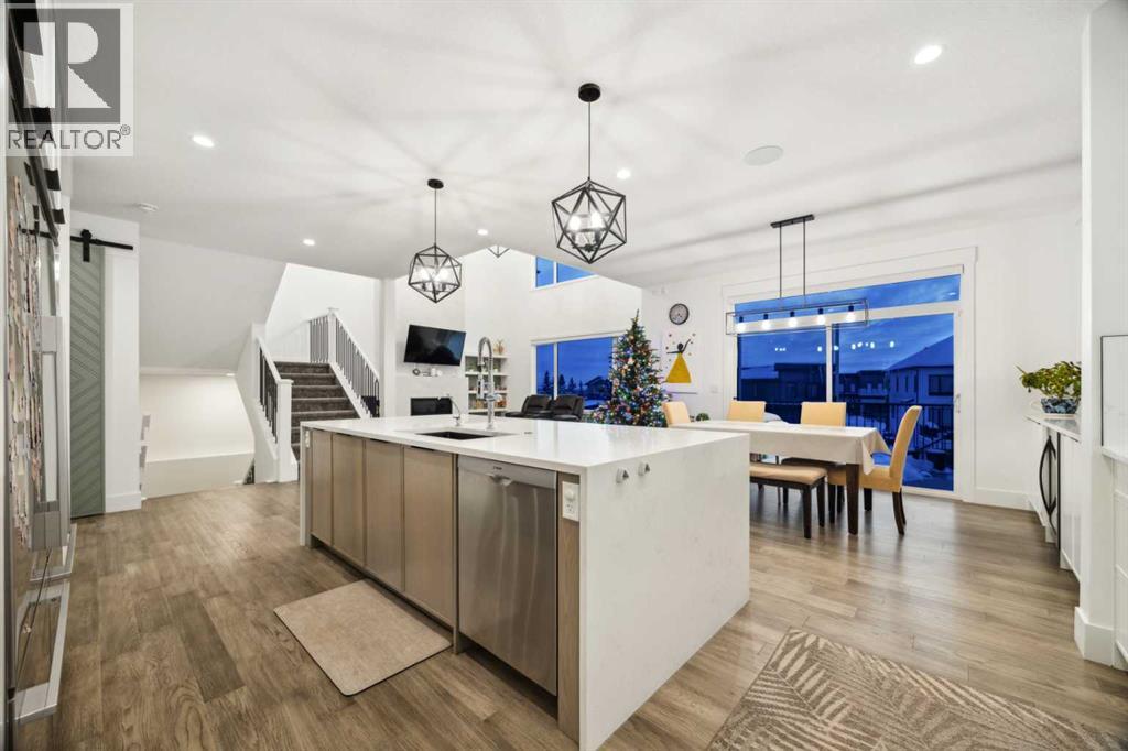 Single Family House for Sale in  Timberline Point SW Springbank Hill Calgary 