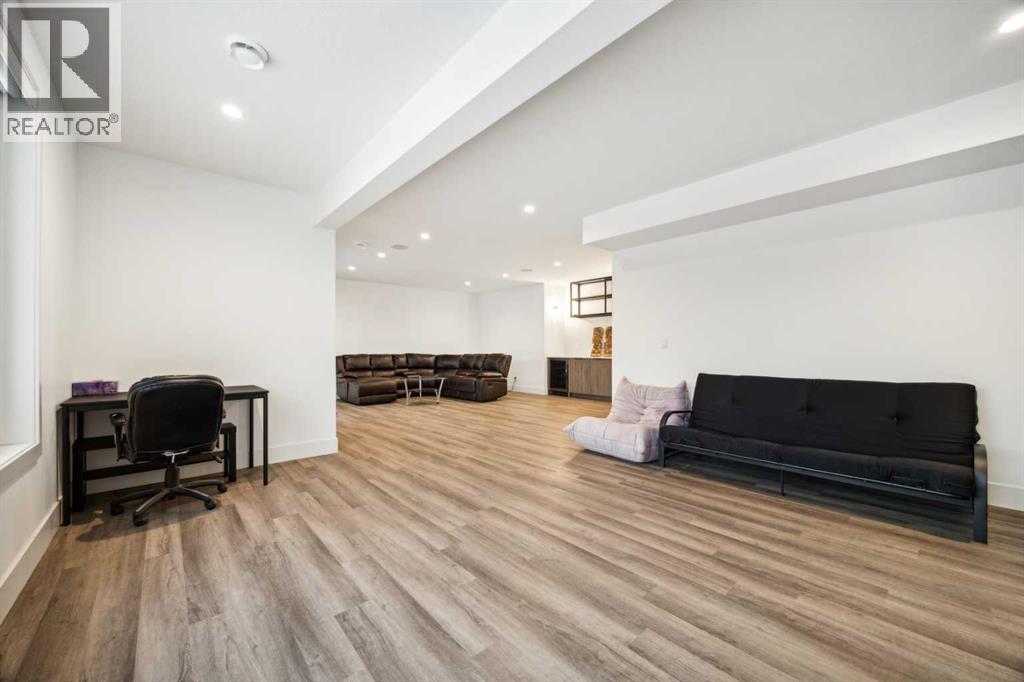 Single Family House for Sale in  Timberline Point SW Springbank Hill Calgary 