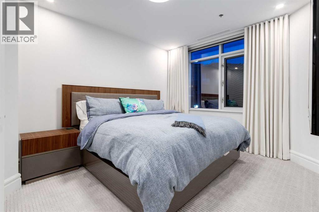 Single Family House for Sale in   Princeton Way SW Eau Claire Calgary 