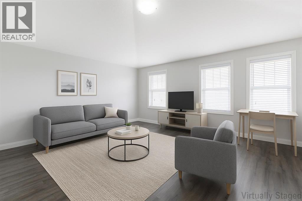 Photo 16 of 246 Pantego Terrace Nw, Calgary AB