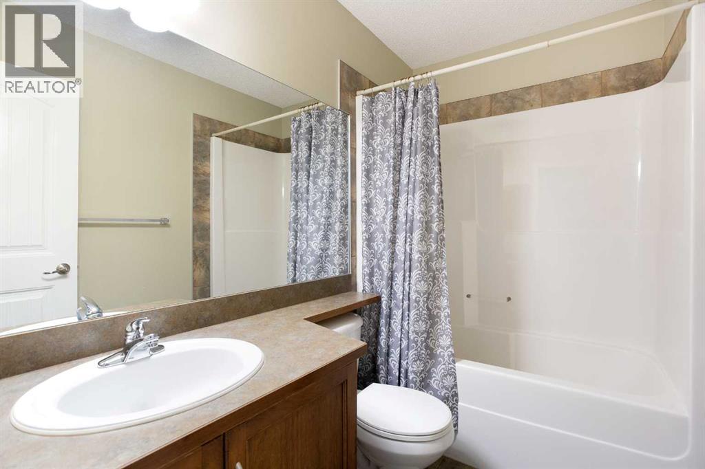 Photo 19 of 246 Pantego Terrace Nw, Calgary AB