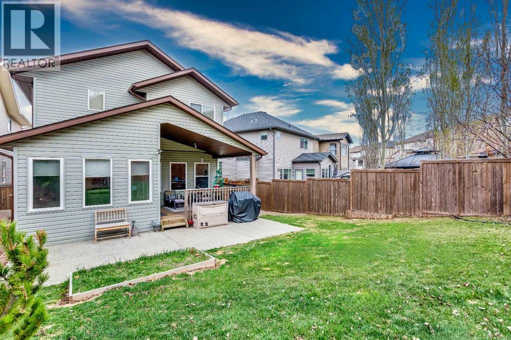 Photo 1 of 246 Pantego Terrace Nw, Calgary AB