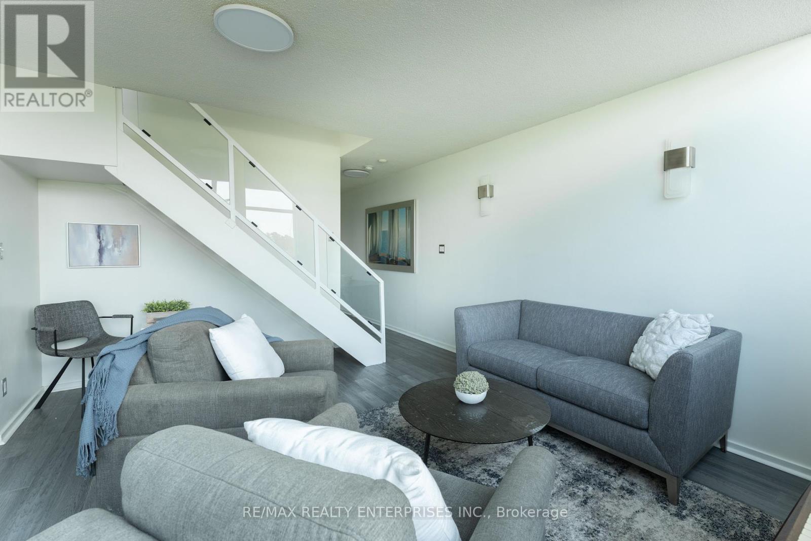 Photo 30 of 333 200 Manitoba Street, Toronto ON