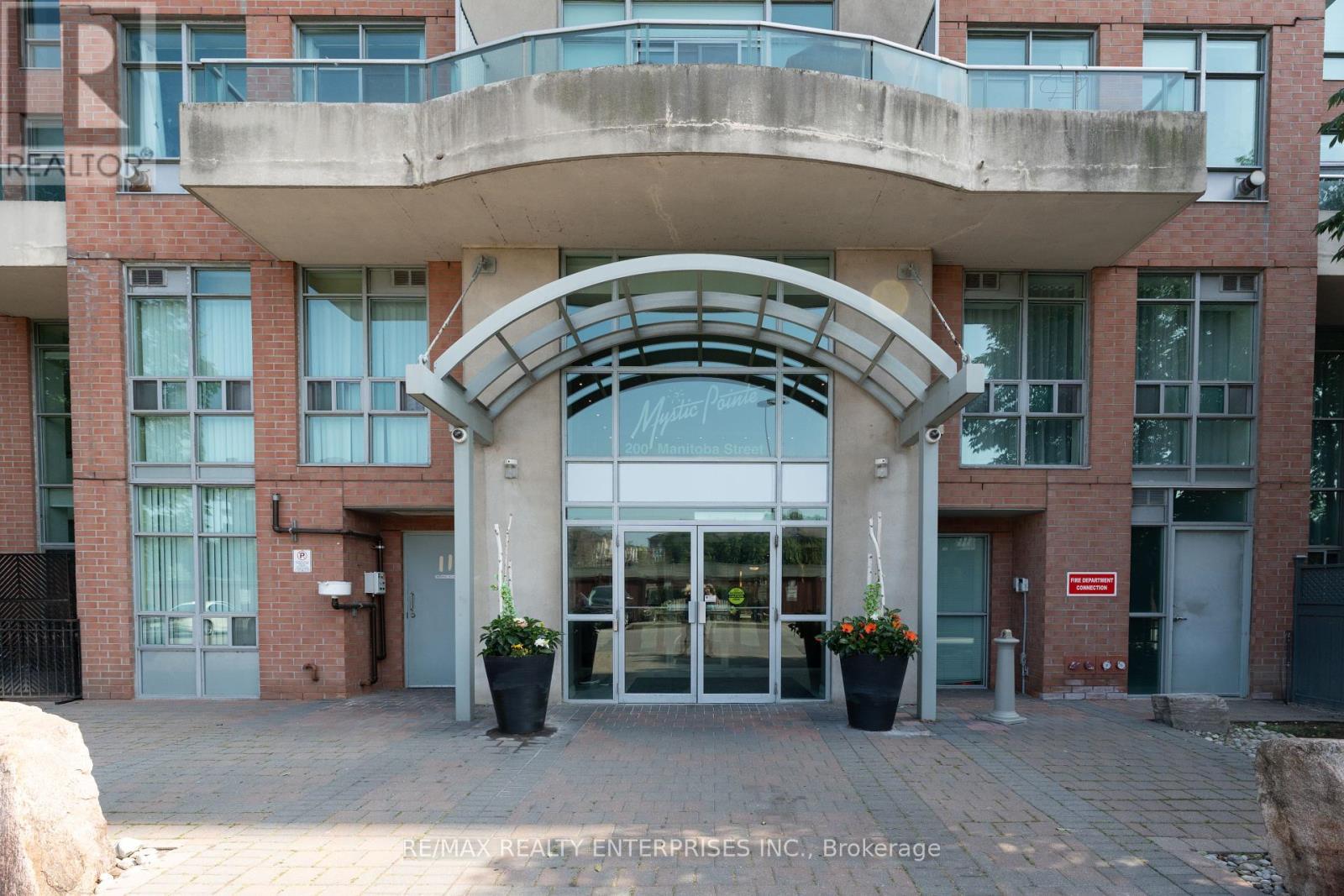 Photo 16 of 333 200 Manitoba Street, Toronto ON