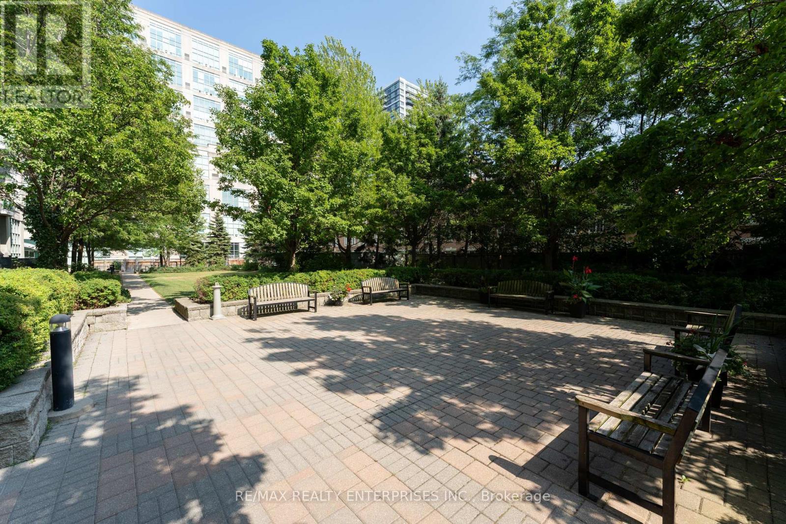 Photo 23 of 333 200 Manitoba Street, Toronto ON