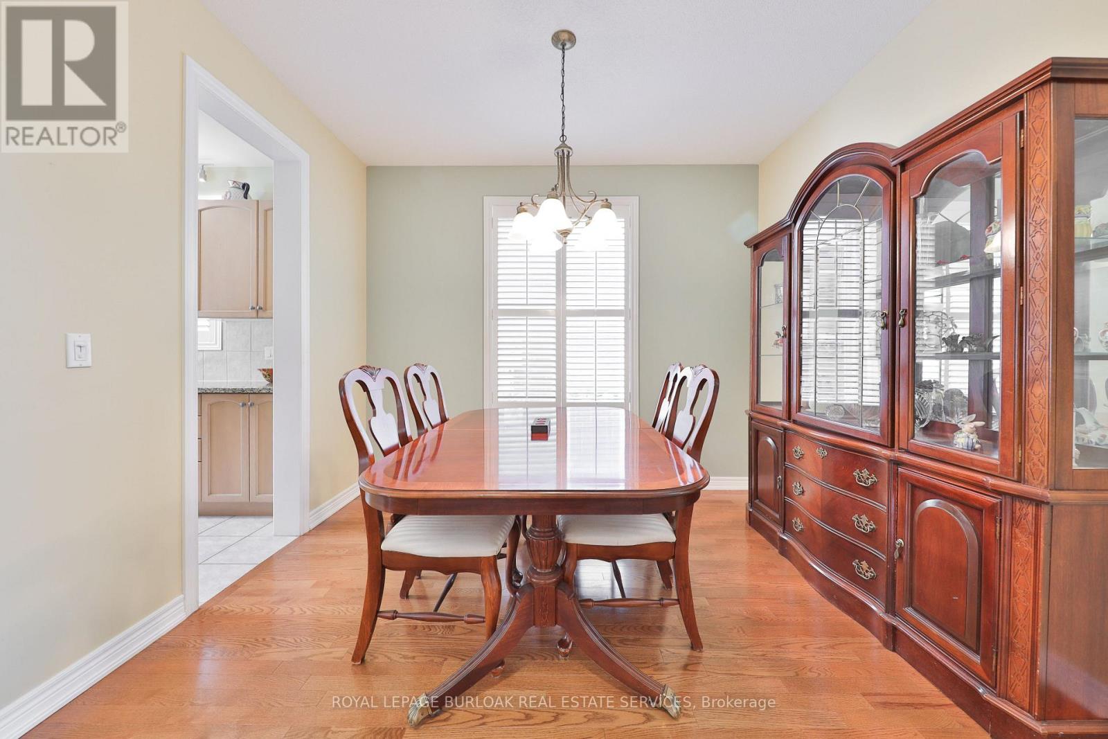Photo 24 of 127 2125 Itabashi Way, Burlington ON