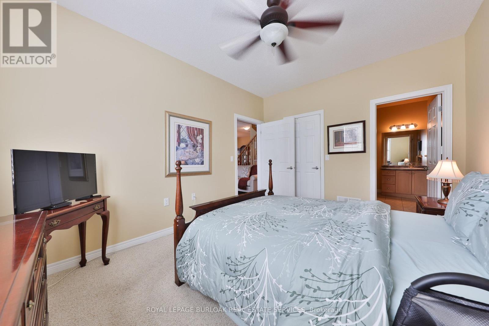 Photo 14 of 127 2125 Itabashi Way, Burlington ON