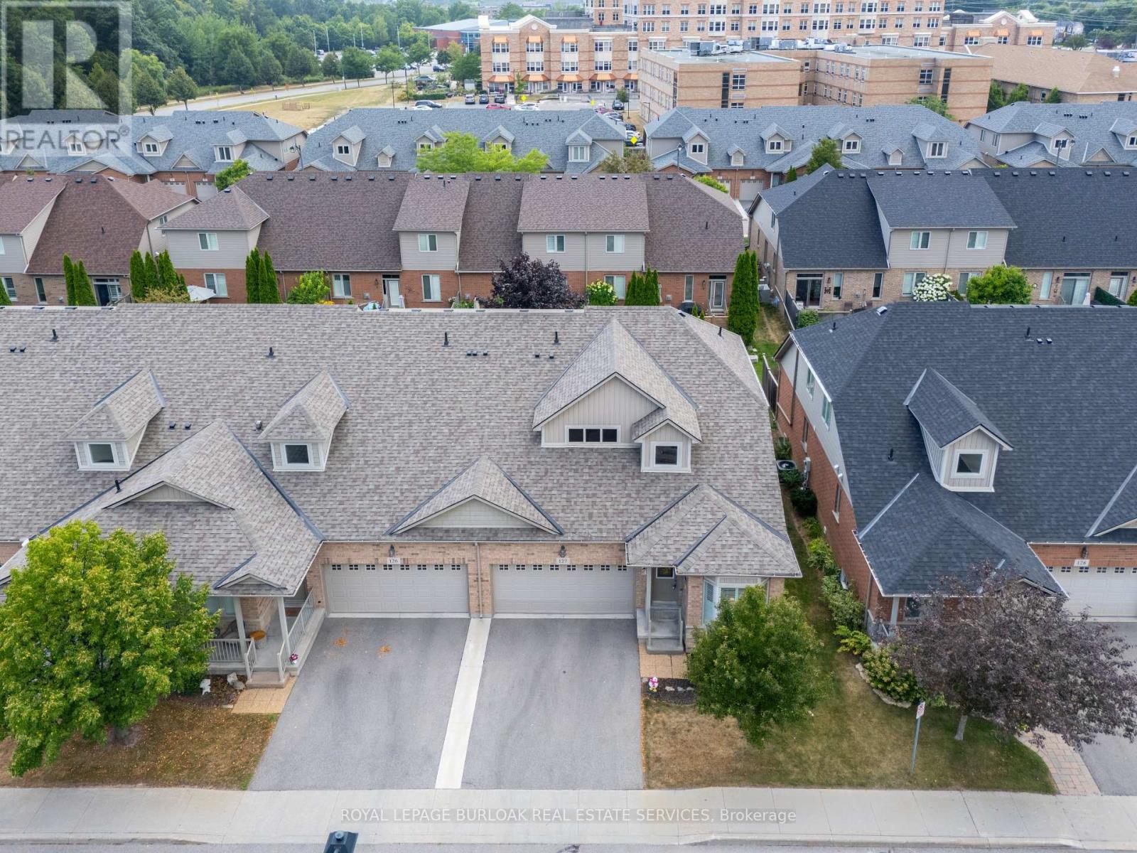 Photo 7 of 127 2125 Itabashi Way, Burlington ON