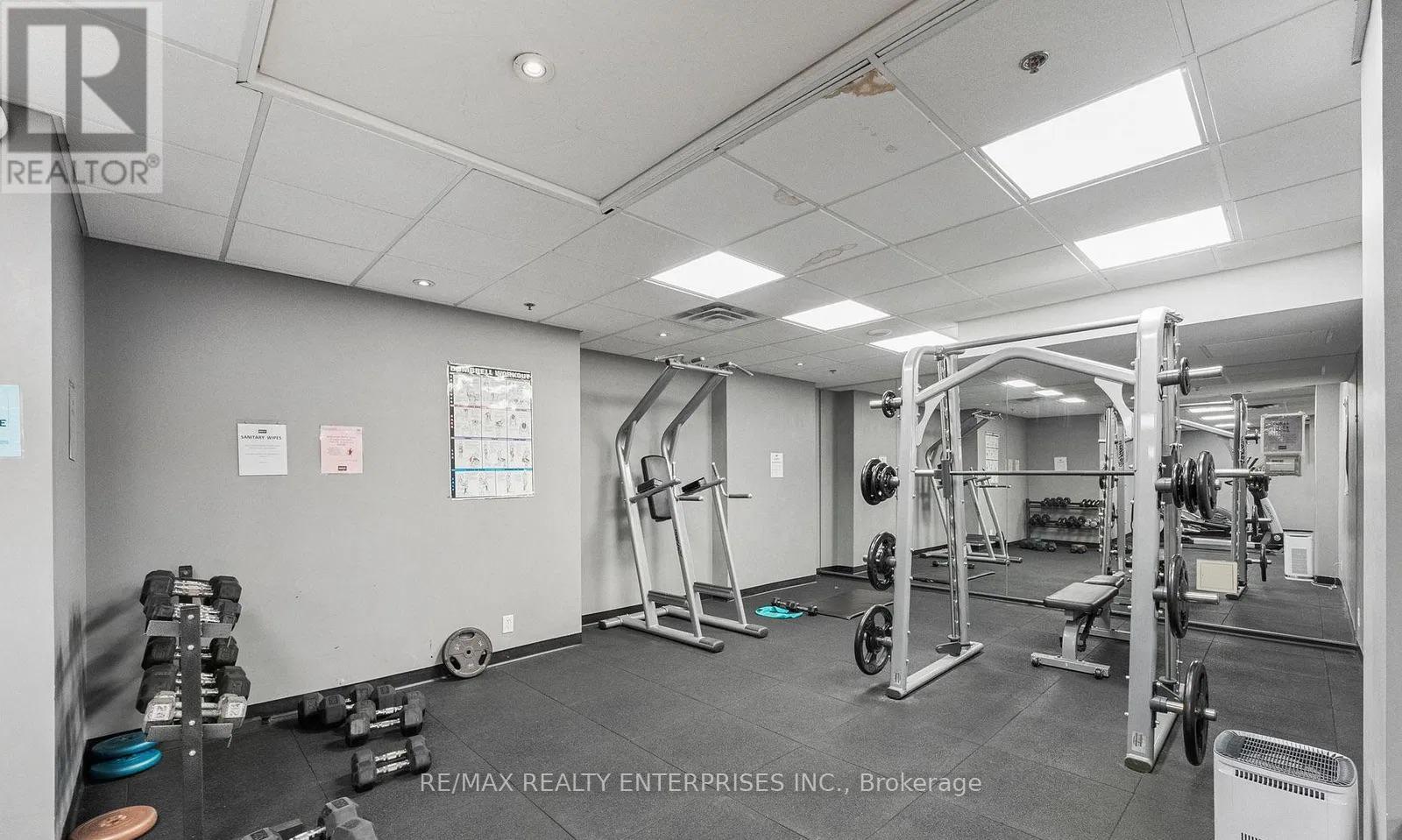 Photo 12 of 2009 38 Joe Shuster Way, Toronto ON