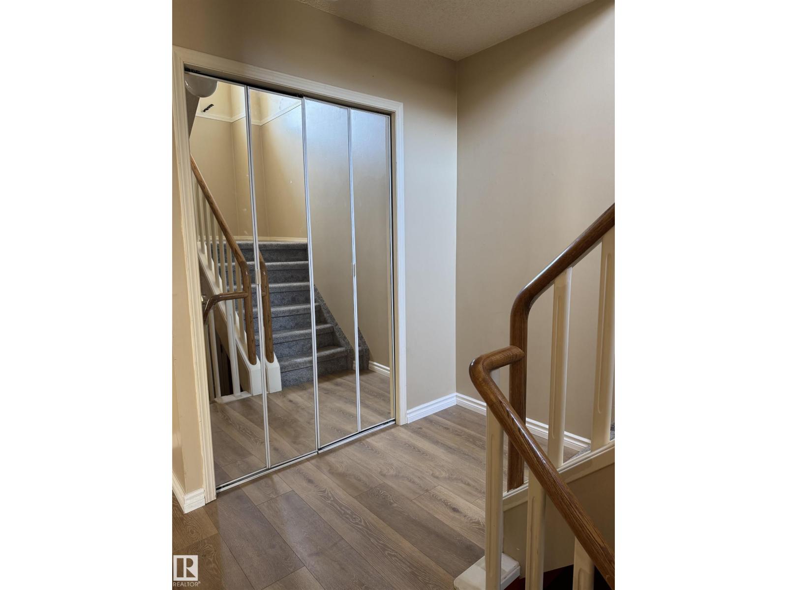 Photo 38 of 8 11718 97 St Nw, Edmonton AB