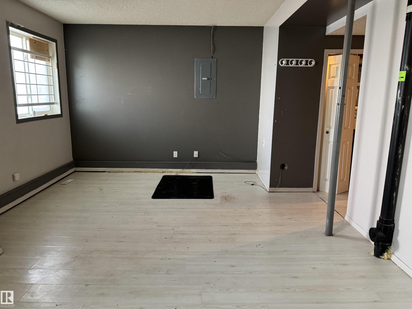 Photo 29 of 8 11718 97 St Nw, Edmonton AB