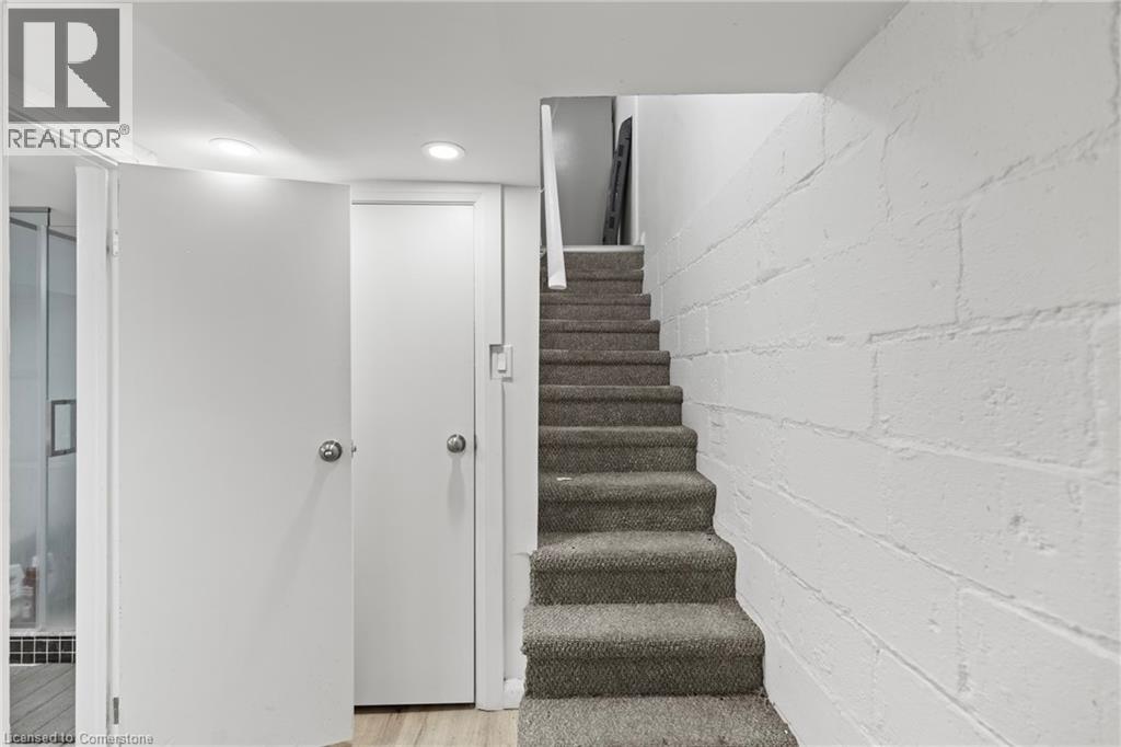 Photo 7 of 48 Locke Street S, Hamilton ON