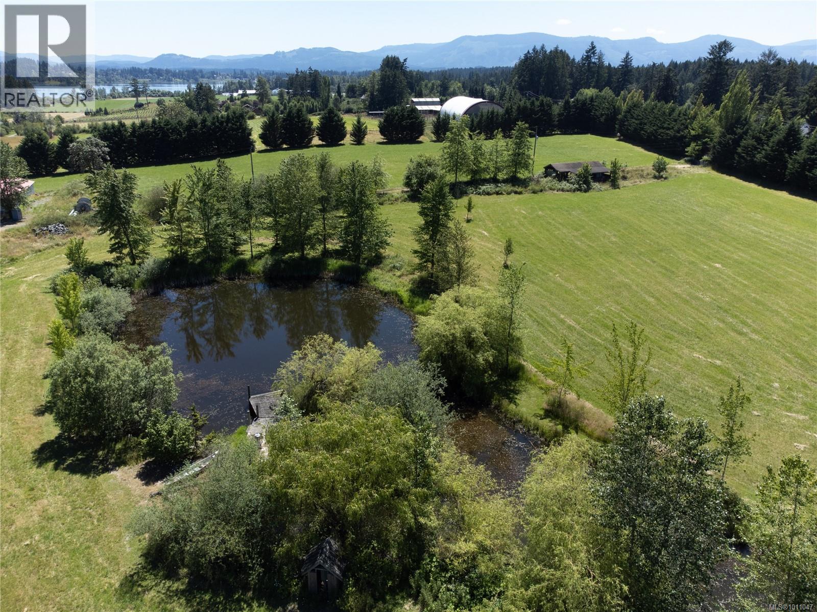  6821 Lakes Road, Duncan
