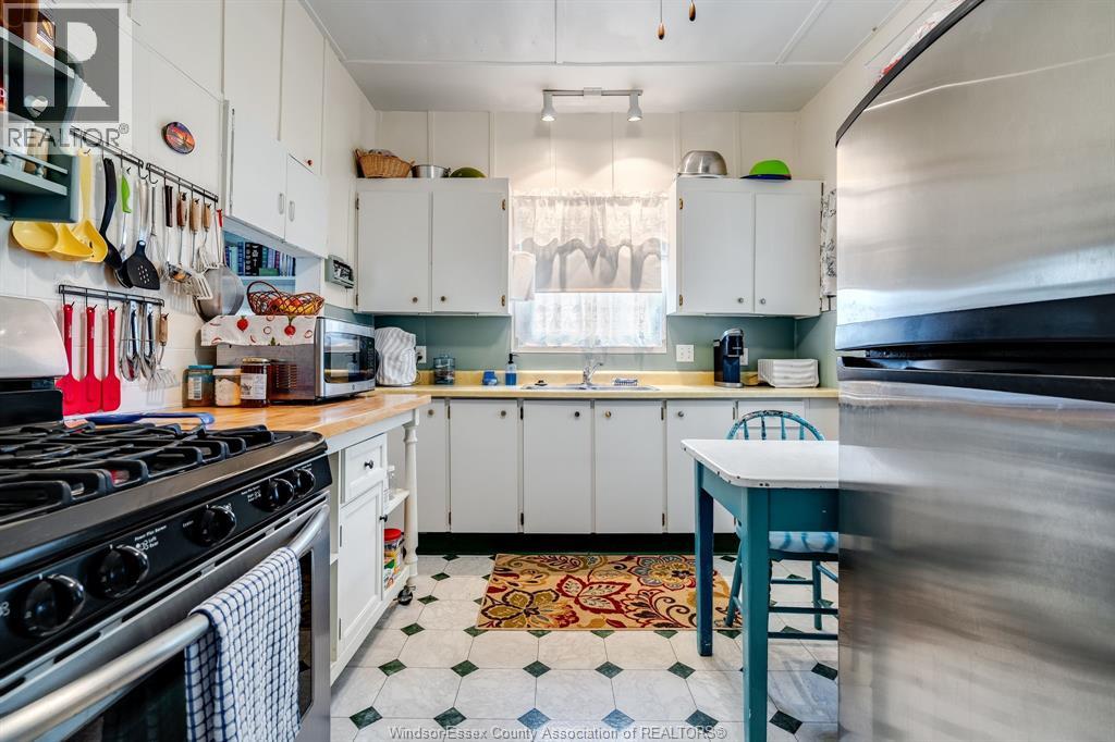 Photo 13 of 1259 Heritage Road, Kingsville ON