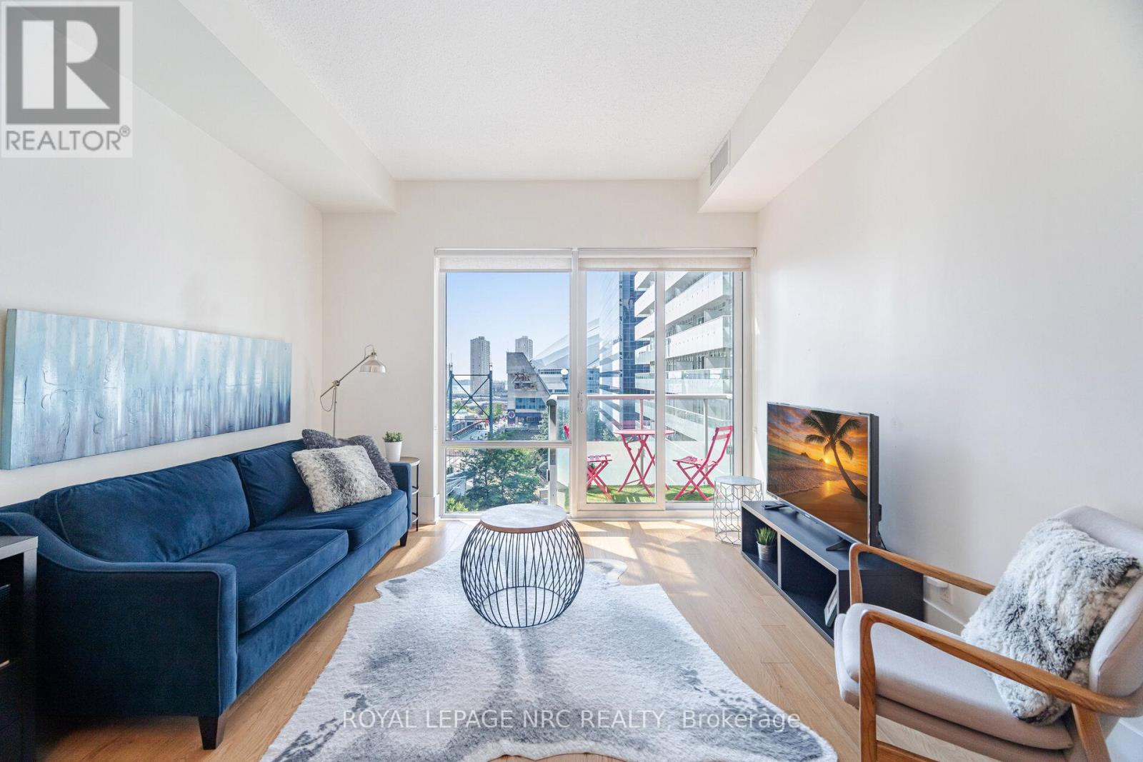 Photo 13 of 920 20 John Street, Toronto ON